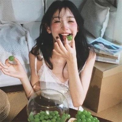 女人在家